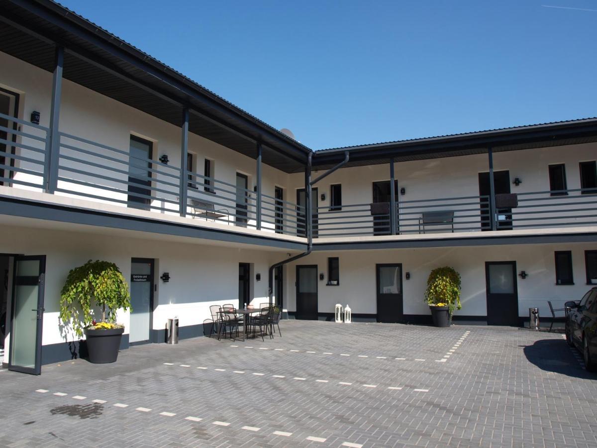 Gaestehaus Strauss Rodgau Extérieur photo